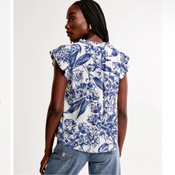 A&F Ruffle Angel Sleeve Top - Picture 4 of 7